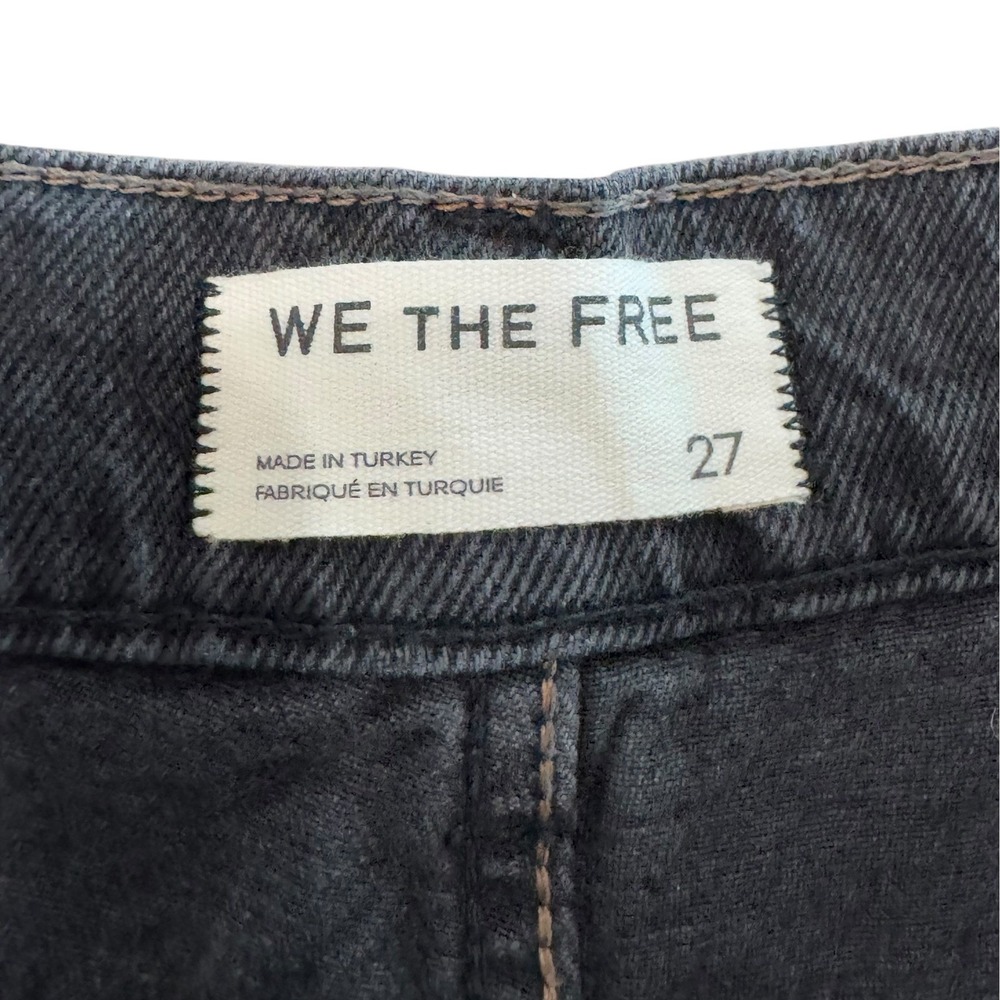 NWT WE THE FREE Distressed Black Pedal Pusher Jeans Frayed Edge Size 27 Relaxed - Picture 6 of 9